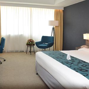 Deluxe Room King Bed River View